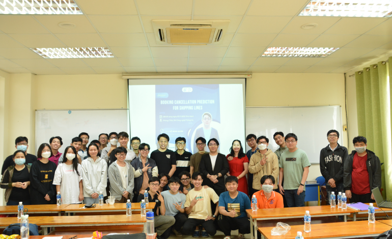TỔNG KẾT | SEMINAR: BOOKING CANCELLATION PREDICTION FOR SHIPPING LINES
